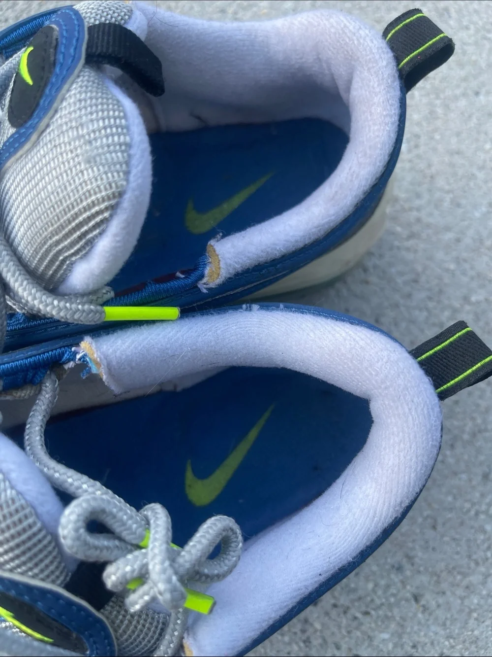 Women’s grey and blue Nike size 9 ships asap